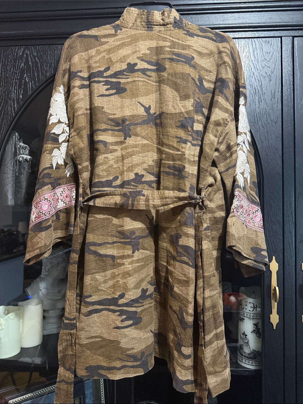 Embroidered Camo and Floral Kimono Jacket - Picture 6 of 6